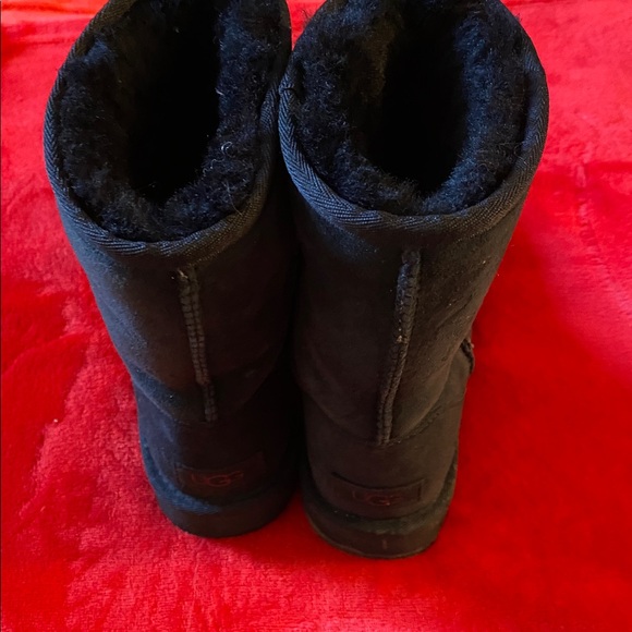 UGG Black Boots - Picture 2 of 2